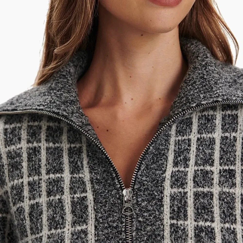 New Varley Furley Plaid Half-Zip Sweater M - Picture 3 of 6